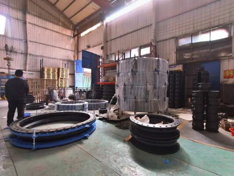 Rubber expansion joint manufacturers workshop